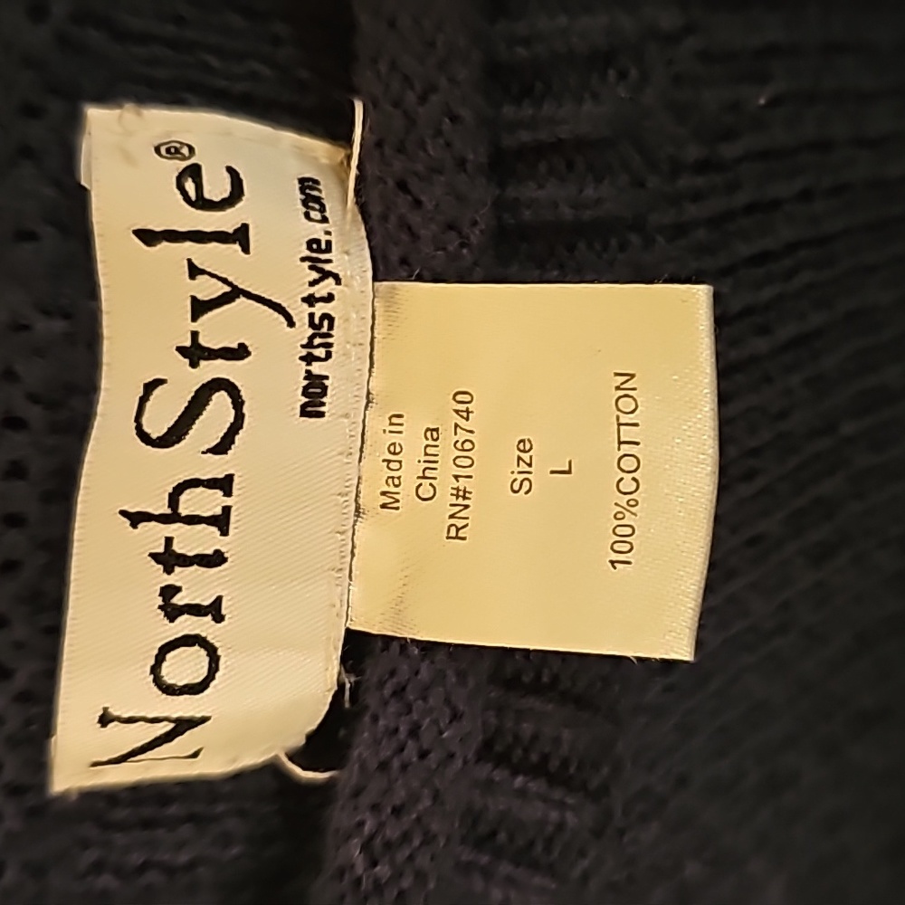 NorthStyle Sweater - Picture 4 of 4